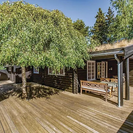 بيت للعطل Four-bedroom In