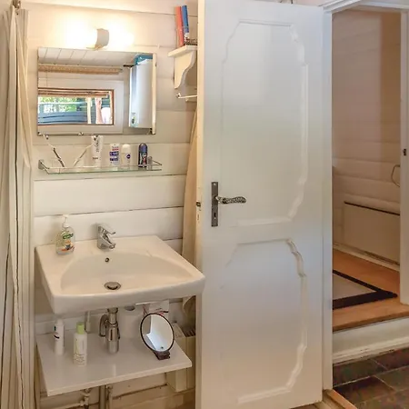 بيت للعطل Four-bedroom In *